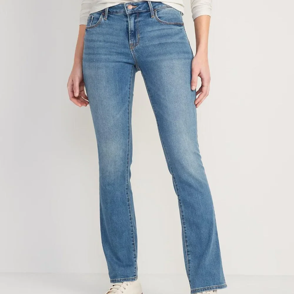NWT Old Navy Mid-Rise Kicker Boot-Cut Jeans for Women - Picture 1 of 3